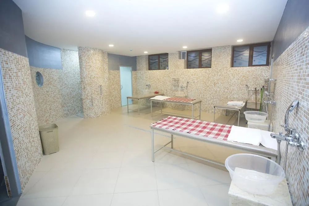 Parkway Inn Hotel And Spa Baku 4*,