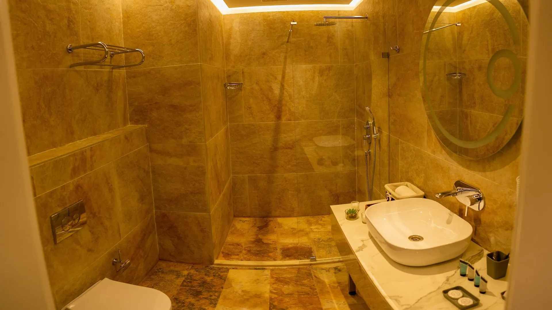Parkway Inn Hotel And Spa Баку